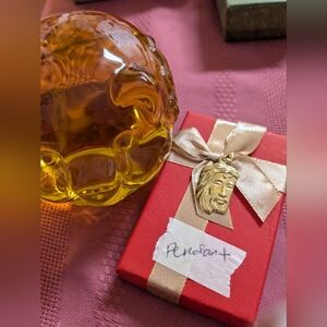 Jesus pendant only Code 750 18k Saudi Gold Pawnable Real Gold Lightweight Only